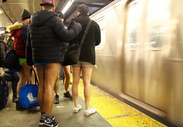 ニューヨーク「ノーパンツ・サブウェイ・ライド」1月13日開催決定 ノーパンツサブウェイライド