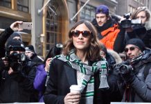 ラフ・シモンズのカルバン・クライン初ショーが開催!豪華ゲストの会場前ムービー&スナップ