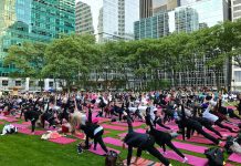 ニューヨーク 無料アウトドアヨガクラス4選 ヨガ ブライアントパーク