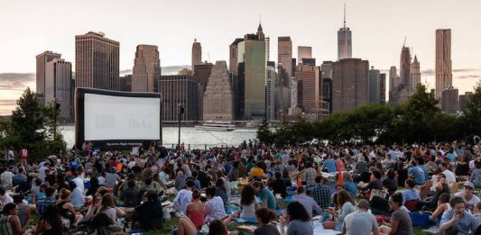 ニューヨーク アウトドア映画上映会