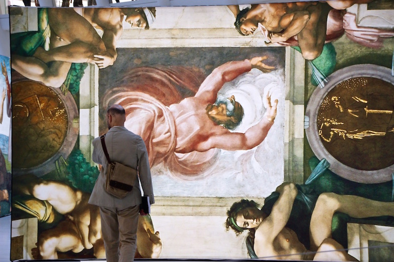 Up Close: Michelangelo's Sistine Chapel/Oculus