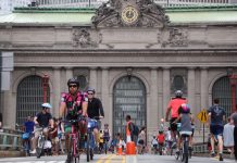 パークアベニューでエクササイズを楽しむ Citi Summer Streets 2017 citi summer street