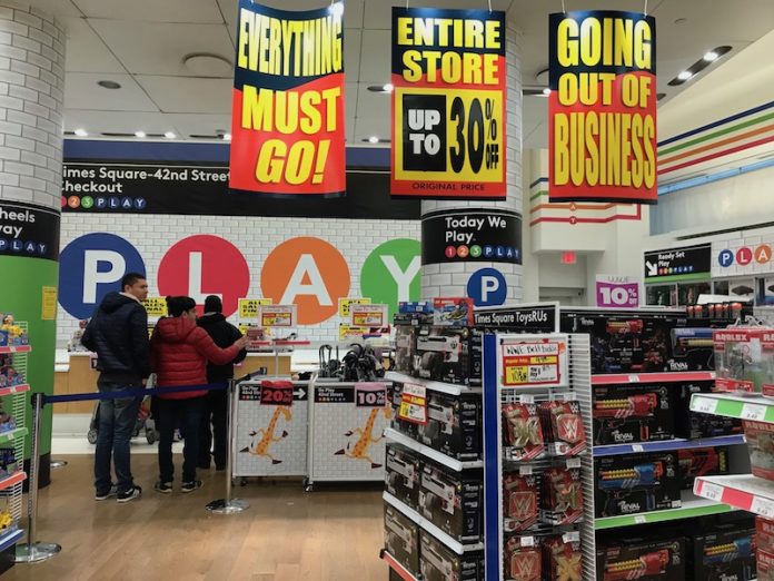 toysrus closing sale トイザらス