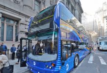 ニューヨークに2階建てバス 試験導入がスタート ニューヨーク 2階建てバス