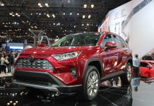 トヨタ 選挙結果認定に反対した議員への献金停止 批判殺到で TOYOTA RAV4