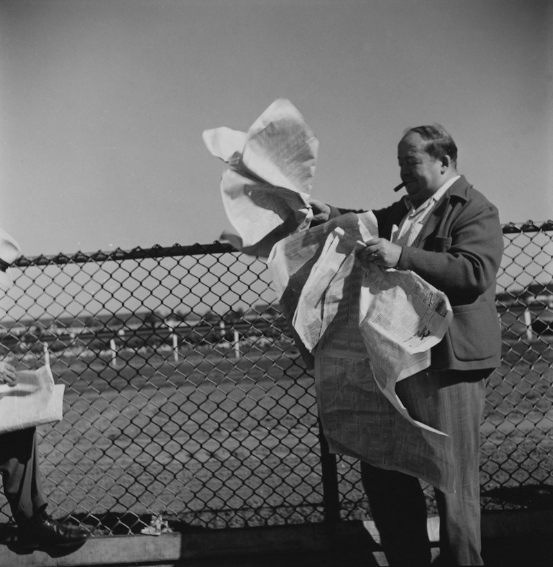 Stanley Kubrick, From“The Races: Fashions of Yesterday Were as Over-ornamented as Their Period; Fashions of Today Are as Individual as Our Times”, 1948