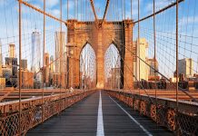 マンハッタンを一望 ブルックリンブリッジを歩こう ブルックリンブリッジ