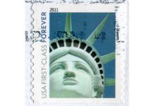 レプリカ像だった!? 米国郵政公社「自由の女神」切手で3.8億円の賠償支払い forever stamp