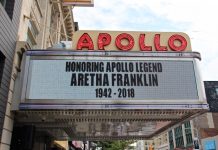 アレサ・フランクリン死去 アポロシアター他NY各所で追悼 アレサ・フランクリン アポロシアター