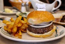 ニューヨークベストハンバーガー店11選 Peter Luger Steak House