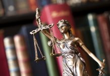 米出版会社メリアム・ウェブスター 今年の言葉は「justice」 justice 正義 公正