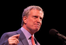 ニューヨーク市長がアマゾン批判 – NYT紙に論説投稿