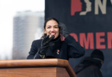 グリーンニューディール マコーネル院内総務が上院採決の意向 Alexandria Ocasio-Cortez