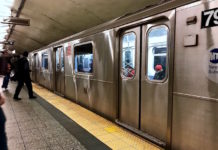 NY地下鉄 トランプ大統領支持の落書き男が御用。捜査手法が話題。 MTA