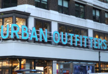 米アーバンアウトフィッターズ 衣料レンタルサービス開始へ Urban Outfitters