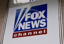 W杯決勝 Foxニュースで放送事故?!「F—トランプ」大合唱 FOX NEWS