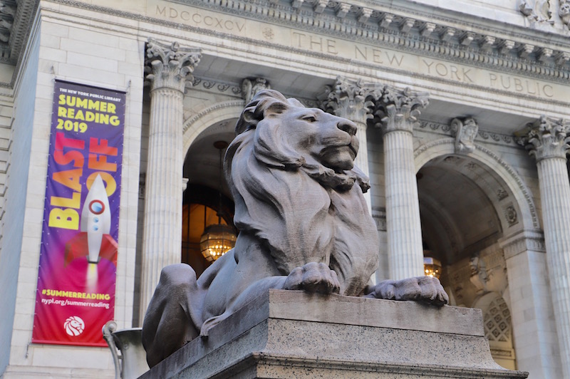 メディチライオンの像 ヴァッカ と ファンチェッリ (2 lions) メディチライオンの像 ヴァッカ と ファンチェッリ (2 lions
