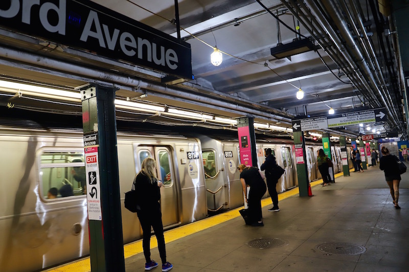 SUBWAY MTA