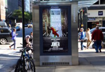 NY映画館『ジョーカー』暴力シーンで拍手喝采の男性。警備員に連れ出される Joker