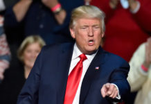 トランプ大統領「信じられない」。弾劾決議案の採決控え