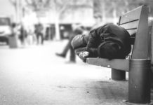 米住宅都市開発省調査 ホームレス人口2.7%増加。カリフォルニアで危機的水準に