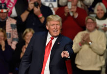 トランプ弁護士チーム 弾劾は選挙結果を覆す「ずうずうしくて違法な試み」