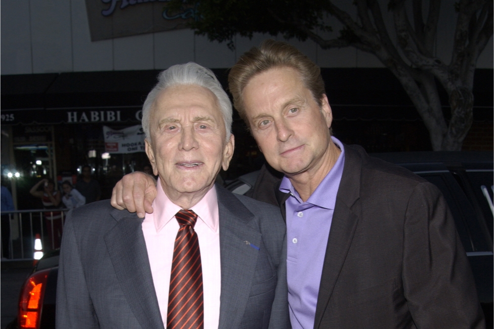 米俳優カーク・ダグラスさん、103歳で死去 - Mashup Reporter