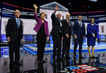 民主党候補者討論会 初出場のブルームバーグ氏に厳しい追及 Mike Bloomberg