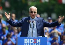 バイデン氏、結婚の秘訣は「良い性生活にあり」側近に語る バイデン