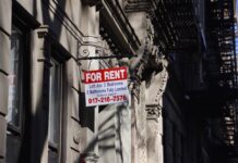 マンハッタンの家賃 2年ぶりに下落