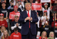 トランプ大統領 マスク姿を初披露 ネットの声「これがニュース?」「遅すぎる」