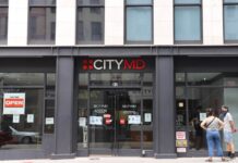 NY市、新型コロナ検査結果判明に遅れ。不満の声高まる ニューヨーク 新型コロナウイルス 検査場