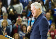 エプスタインと関係の元クリントン政権アシスタントの自殺、捜査資料に浮かぶ疑問