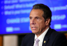 「連邦政府の怠慢かつ重大な過失」クオモNY州知事、英国からの渡航者への対応求める クオモ