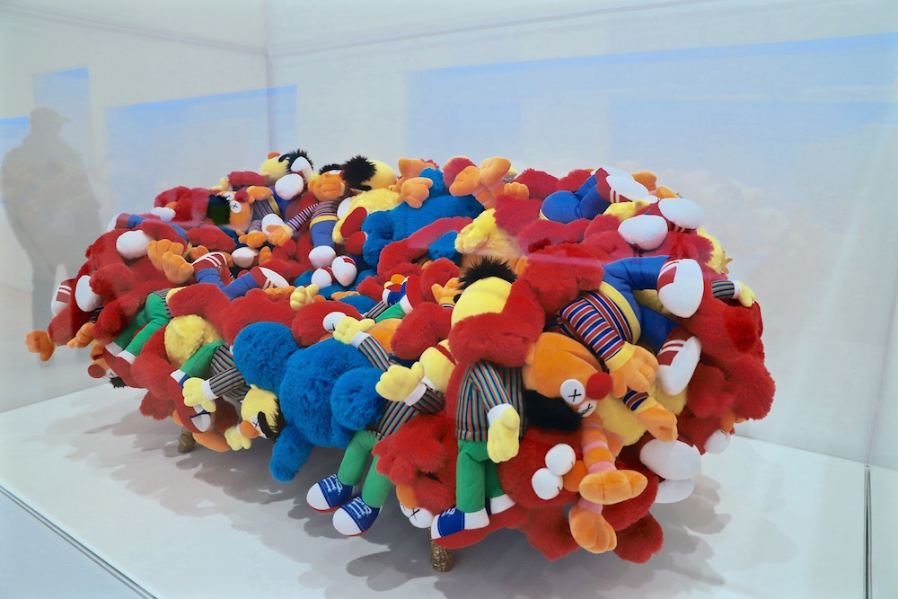 KAWS: WHAT PARTY カウズ