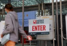 ニューヨーク市 新型コロナ死者ゼロ。陽性率は最低に 市長「ワクチンパワーの証だ」 ワクチン会場