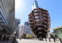 NY観光名所「ベッセル」営業再開。お一人様入場お断りのワケとは? ベッセル 営業再開