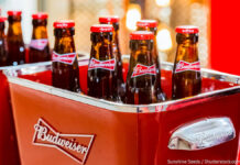 NY伝説のゲイバーがバドワイザーを置かないワケ