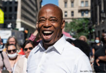 エリック・アダムスとは NY市長民主党予備選で当選確実 エリック・アダムス