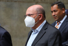 脱税で起訴 トランプ氏の「兵士」アレン・ワイセルバーグ氏とは