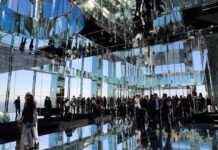 ニューヨークに新観光名所 全面ミラーの展望台「サミット」がオープン サミット ニューヨーク 展望台