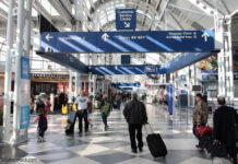 まるで映画? 3カ月間空港暮らしの男性が無罪に