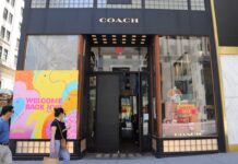 非難殺到 コーチが売れ残ったバッグを切り裂いて破棄? コーチニューヨーク