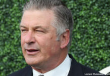 「お前が言うな」ハリウッド俳優のナッシュビル学校銃乱射事件めぐる投稿にツッコミ アレック・ボールドウィン