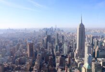 NYの移民 ホテルからシェルターへの移動を拒否 路上生活を開始 マンハッタン ニューヨーク