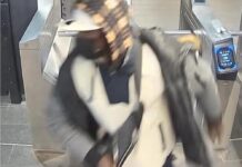 電車内で男性が刺され死亡 無差別殺人か ニューヨークペンステーション刺殺