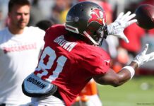 専属料理人が暴露、NFLトップ選手「偽ワクチンカード」で3試合出場停止