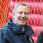 ニューヨーク　デブラシオ市長