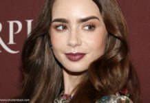 「エミリー、パリへ行く」ウクライナが激怒 リリーコリンズ