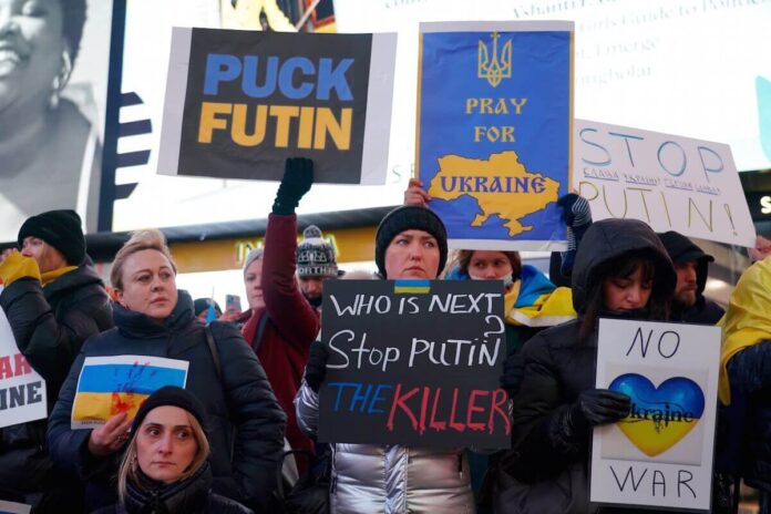 ウクライナ反戦　ニューヨーク